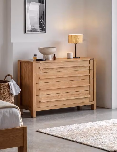 Gallery Direct Sonoma Wide 4 Drawer Chest in Oak