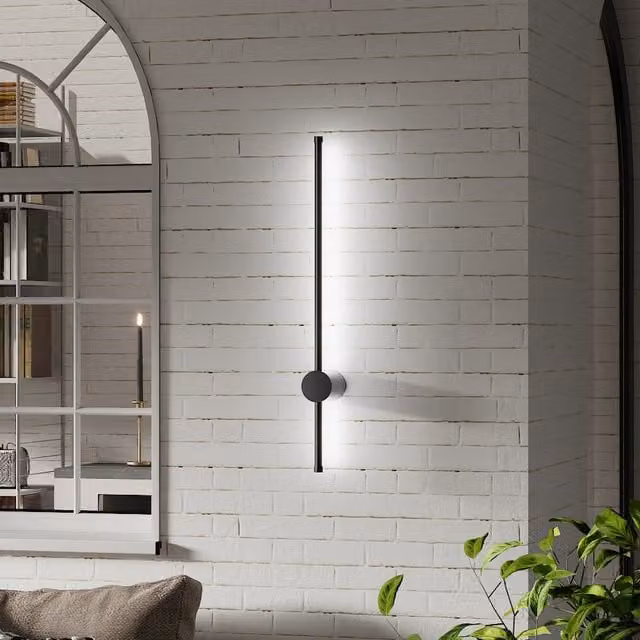 Living Star Modern Rotatable LED Straight Wall Light in Black, 60 cm