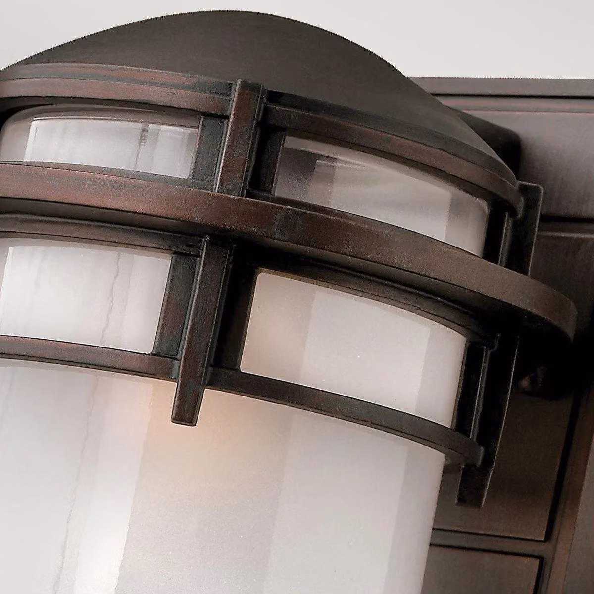 Netlighting Reef Small Victorian Outdoor Wall Lantern in Brown Bronze with IP44 Rating and E27 Socket – 2