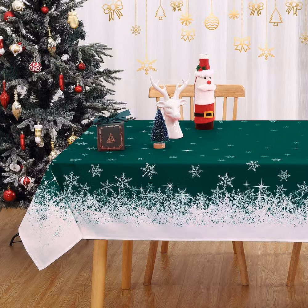 London Boutique Snowflake Christmas Tablecloth, Green and White, W: 137.16 cm, L: 200.66 cm – 2