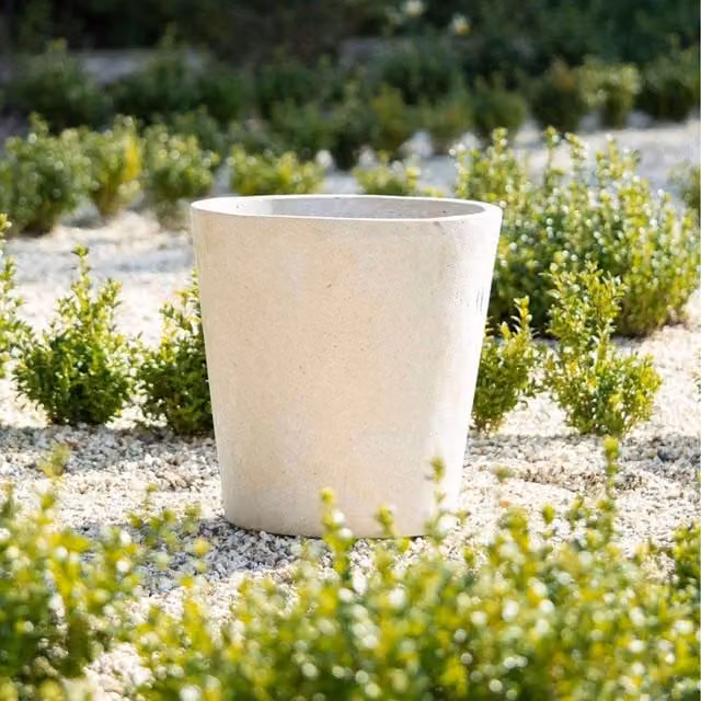 Primrose Round Stone Planter in Beige, Diameter: 45 cm