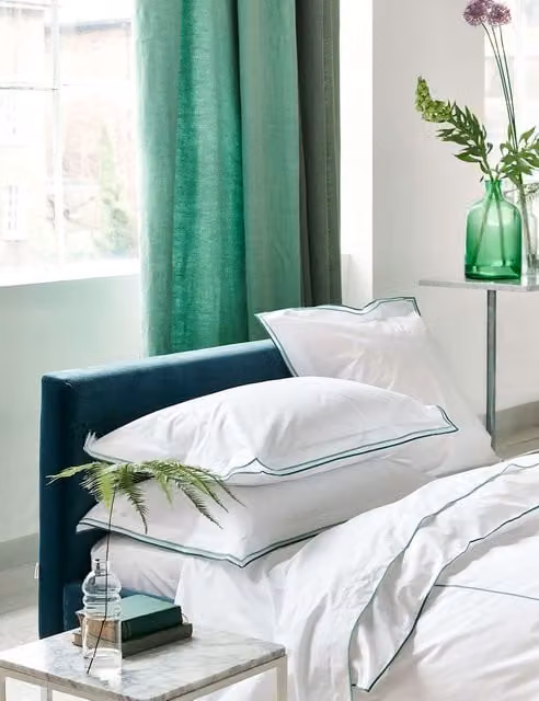 Designers Guild Astor 2 Pack Pure Cotton Percale Pillowcases in Green