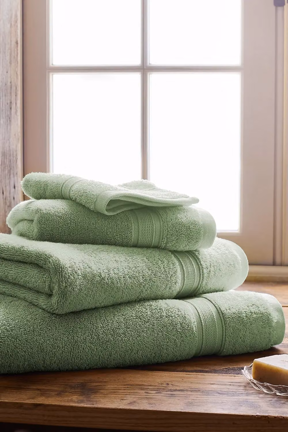 CHRISTY Serene 8 Piece Combed Cotton Towel Bale in Light Green – 2