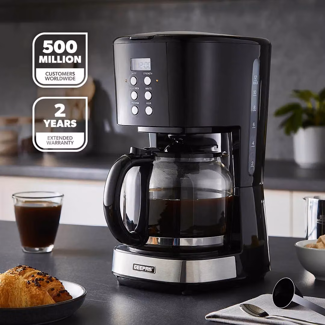 Geepas 1.5L Programmable Coffee Machine with Glass Jug in Silver and Black – 2