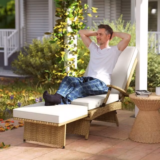 Outsunny Foldable Cushioned Polyrattan Garden Recliner Chair with Footrest and Armrests in Brown and Beige
