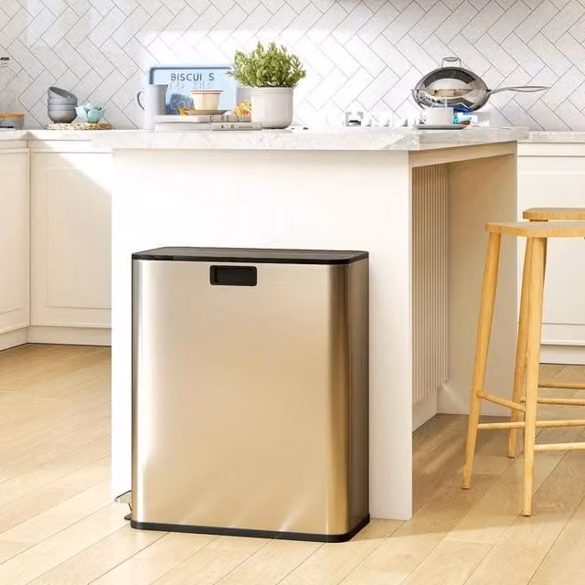 EONLION Stainless Steel Pedal Kitchen Bin in Silver with Removable Inner Buckets and Soft Close Functionality – 1