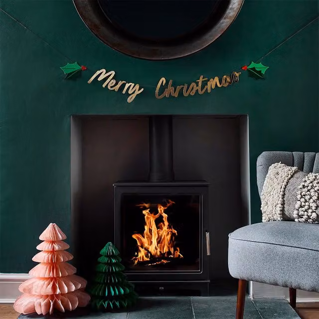 Club Green Gold and Green Merry Christmas Holly Card Pennant Banner, 2m
