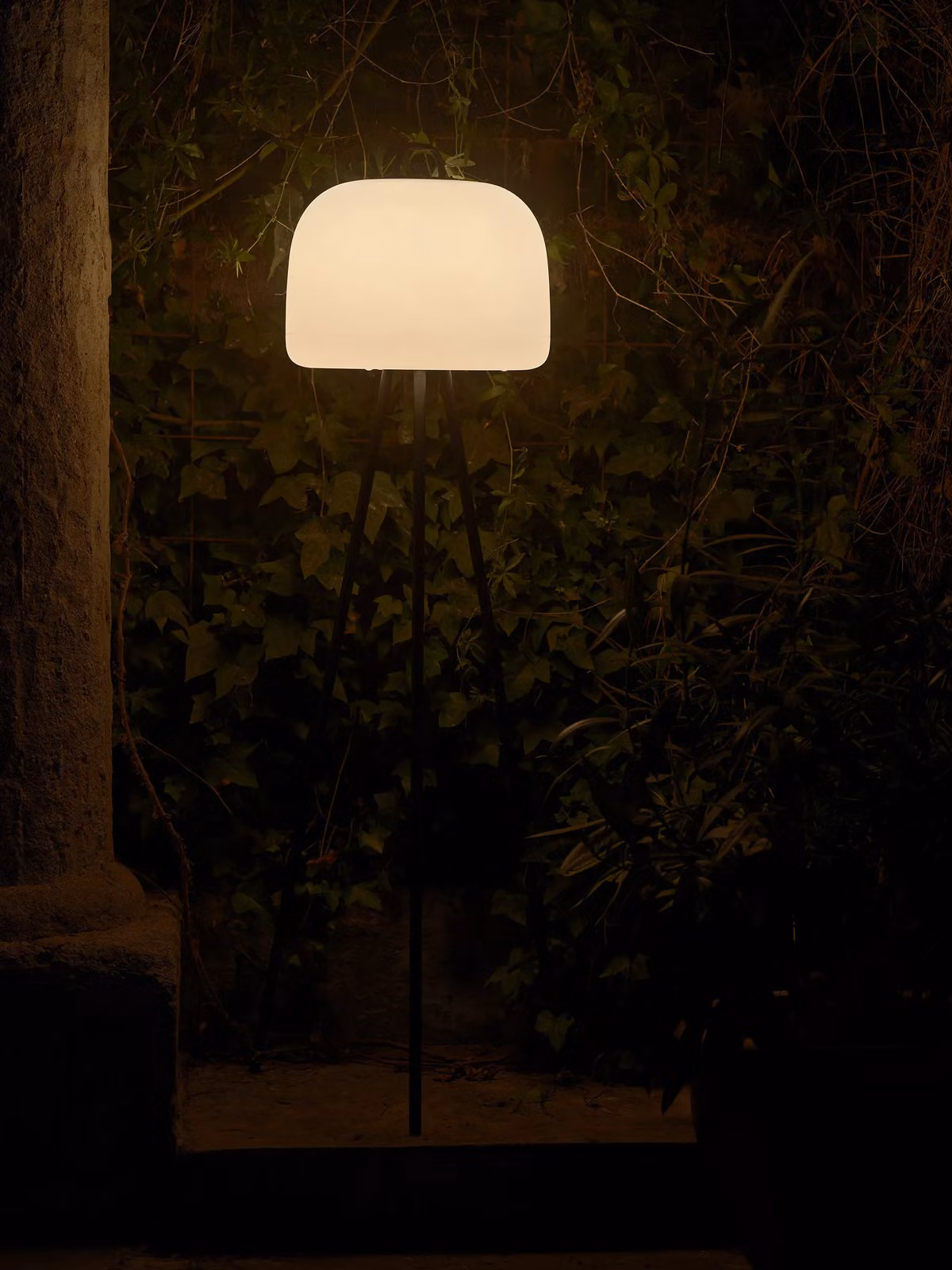 Nordlux Kettle Outdoor Floor Lamp in Black Metal – 2