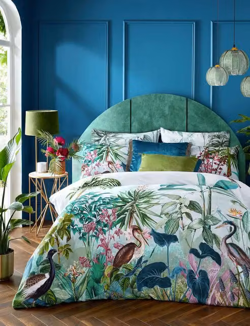 Graham & Brown Chinoiserie Garden Reversible Cotton Bedding Set, Multicolour, W: 140 cm, L: 200 cm