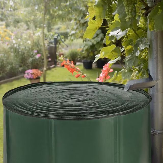 tectake Freestanding Plastic Rainwater Tank, Green