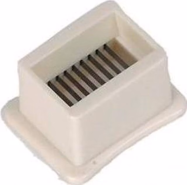 Dexam Stainless Steel and Plastic Bean Slicer in White and Multicolour