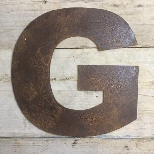RW Norfolk Personalised Rusty Metal Letter G Wall Decor, Brown, H: 30.48 cm, W: 30.48 cm, D: 3.048 cm