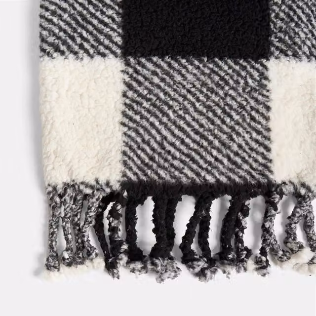 OHS Monochrome Gingham Checked Fleece Throw with Tassels