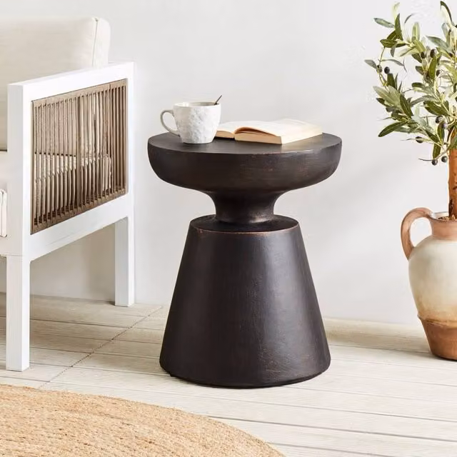 Wyld and Coco Accent Side Table in Black Magnesium Oxide and Fibreglass, Diameter: 45 cm – 1