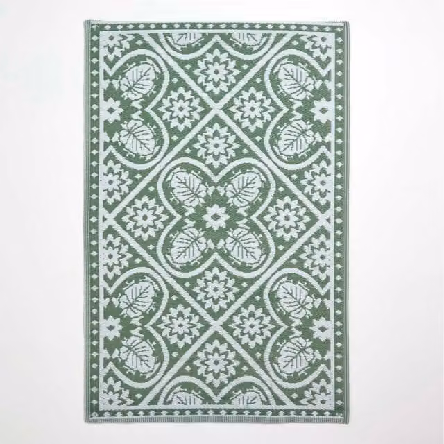 Homescapes Reversible Woven Outdoor Rug in Green Floral Leaf, W/D: 182 x 122 cm
