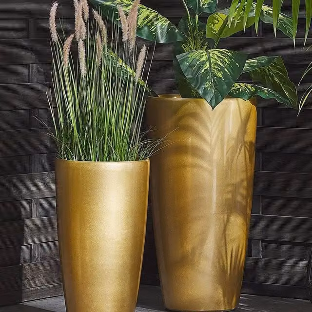 Wyld and Coco Gold High-Gloss Fibre Clay Plant Pot, Height: 32 cm – 1