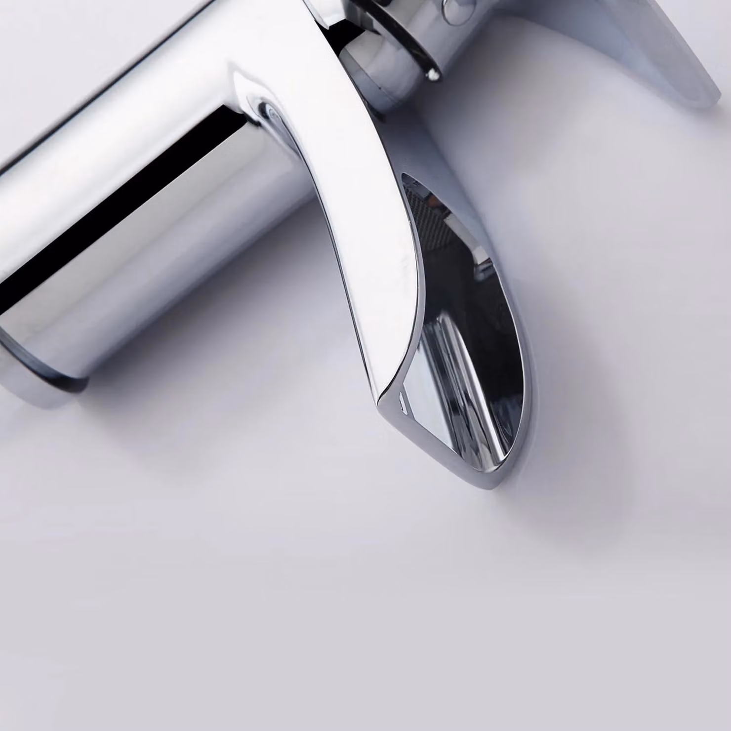 Nes Home Chrome Waterfall Basin Mono Mixer Tap with Pop Up Waste in Silver – 2