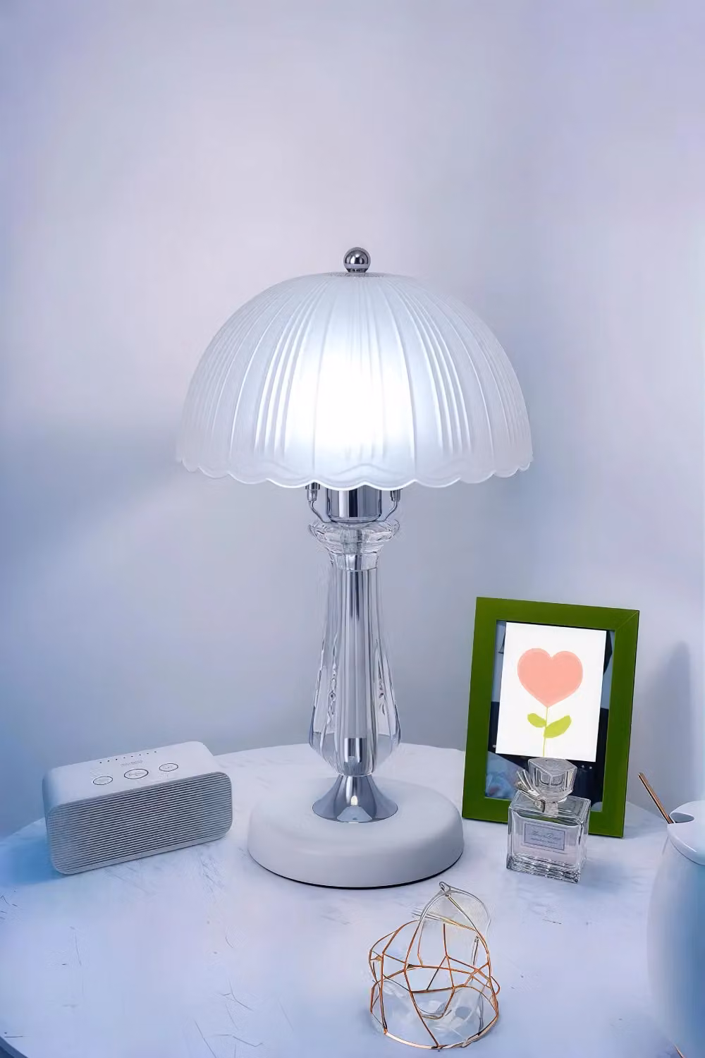 Living and Home Crystal Table Lamp with White Scalloped Lampshade – 2