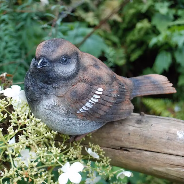 Farmwood Large Fat Sparrow Bird Garden Ornament Outdoor Animal Statue in Brown