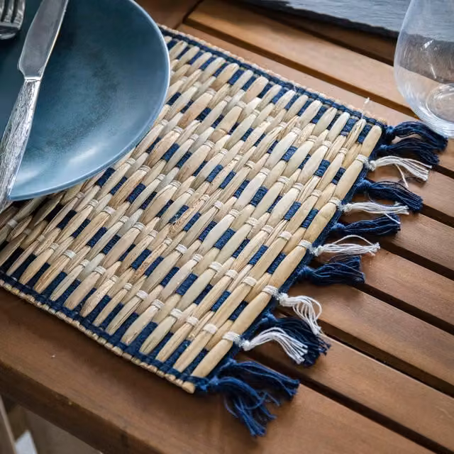 Creative Tops Set of 4 Striped Napier Grasscloth Placemats in Brown and Black