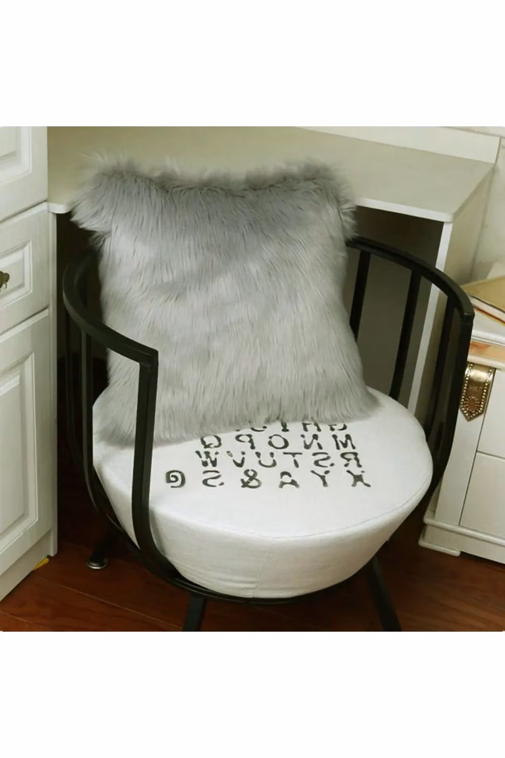 Living and Home Grey Fluffy Faux Wool Square Cushion Cover, W/D/H: 50 x 50 x 50 cm – 5