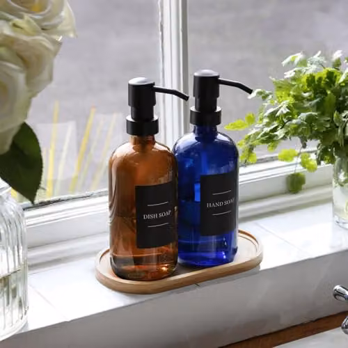 Harbour Housewares 2 Piece Amber Glass Soap Dispenser Set with Bamboo Tray, 500ml Refillable Bottles with Black Pumps – 3