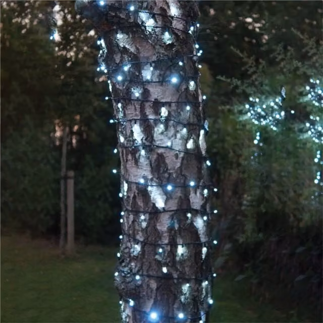 Xmas Haus Connectable LED String Lights with Black Rubber Cable in Cool White, 15m – 1