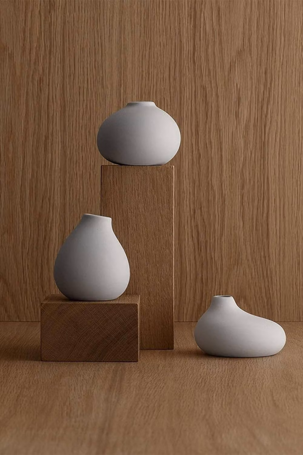 Blomus Nona Set of 3 Porcelain Vases in Grey – 2