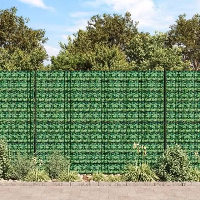 Berkfield Home Garden Green PVC Privacy Screen with Metal Strips and Clamps, W: 700 cm, H: 19 cm