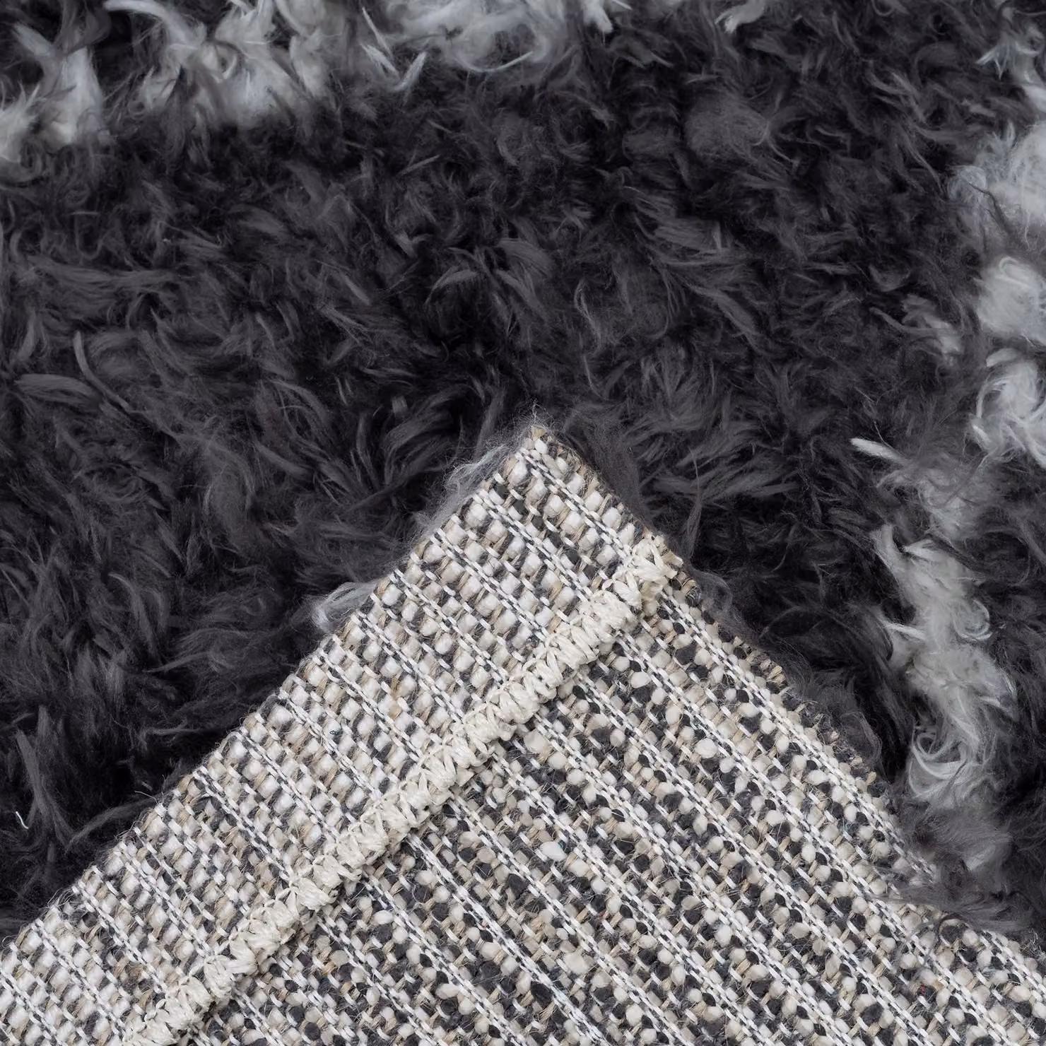 Home Republic Linhas Fluffy Diamond Rug in Grey, W: 60 cm, D: 100 cm – 2