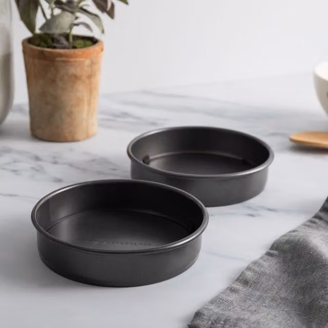 MasterClass Non-Stick Loose Base Round Carbon Steel Cake Tins, Set of 2, Diameter: 15 cm, Anthracite