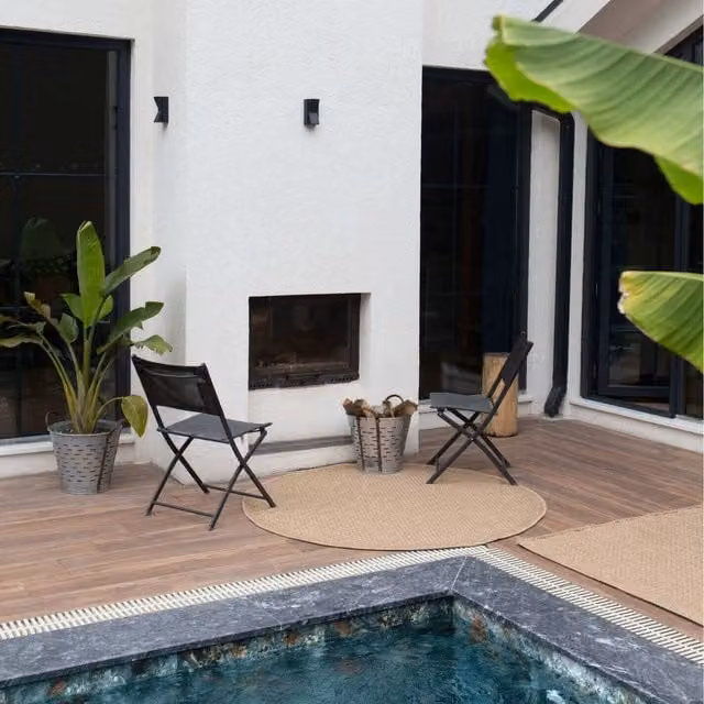 Nature Collection Checkered Circle Outdoor Rug in Beige and Multicolour