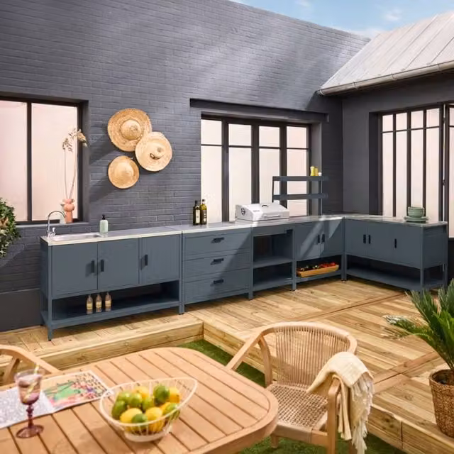 sweeek Outdoor Kitchen with Charcoal Barbecue, 5 Modules and Sink in Grey with Stainless Steel Accents