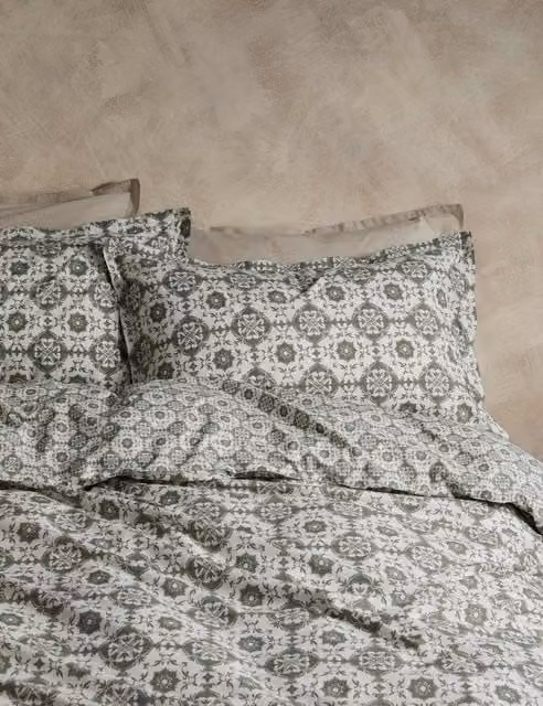 M&S x Fired Earth Isabelle Printed Cotton Bedding Set, Weald Green, W: 140 cm, L: 200 cm