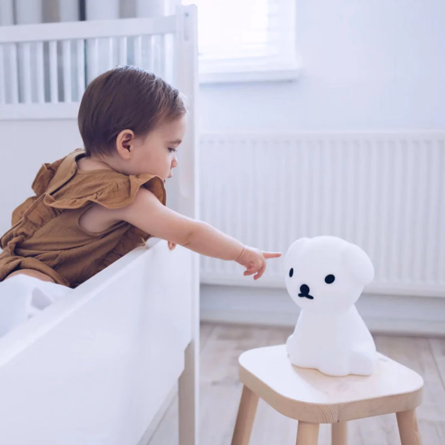 Mr. Maria Snuffy First Light White – 3