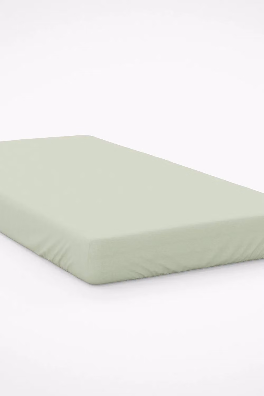 Belledorm Easy Care 200 Thread Count Cotton Polyester Percale Fitted Sheet in Pale Green, Size: Super King (200 x 200 cm, Depth: 38 cm)