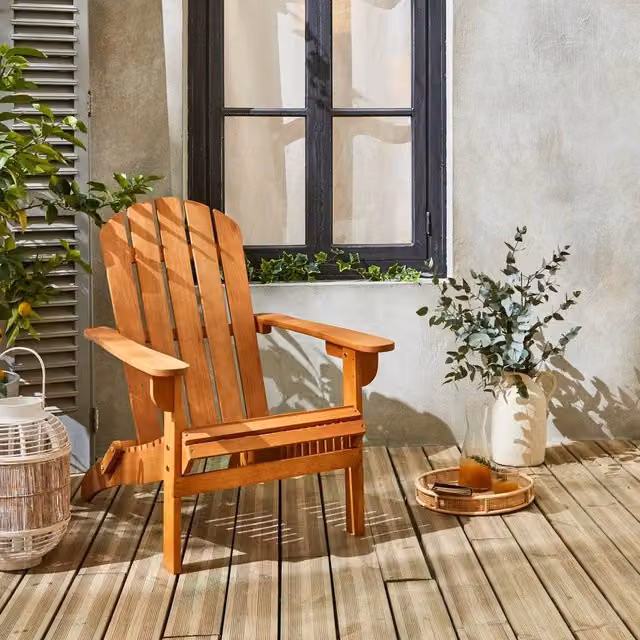 sweeek Retro Oiled Wooden Garden Deck Chair in Brown