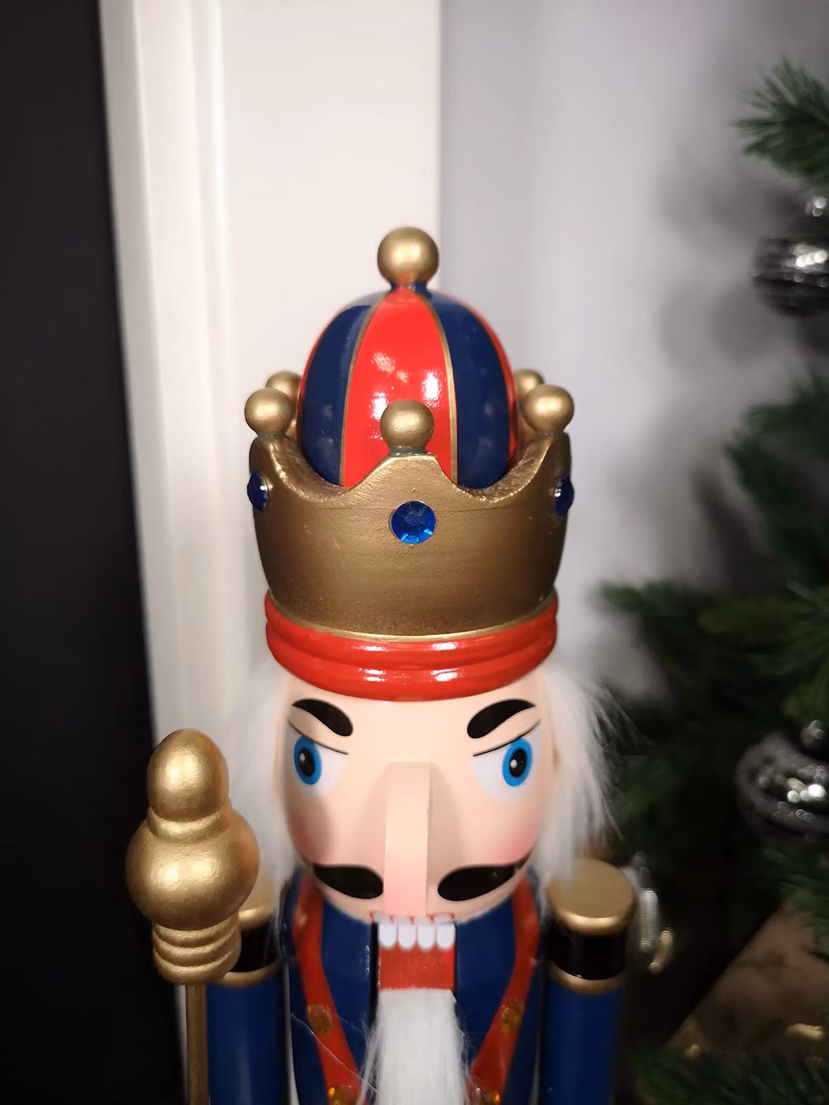 Samuel Alexander Classic Wooden Christmas Nutcracker Soldier Tabletop Decoration, Blue and Red, Height: 60 cm – 5