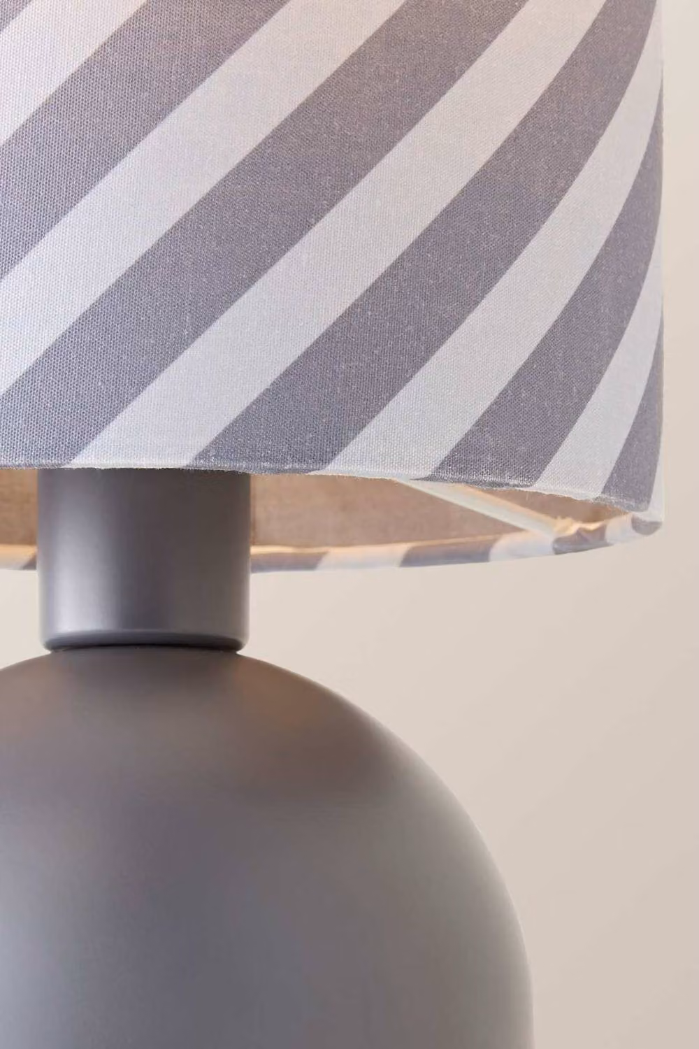 ValueLights Miley Grey Twist Print Table Lamp with Fabric Cylinder Shade – 3
