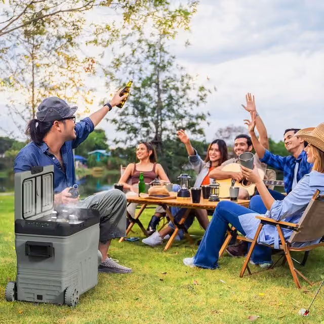 Outsunny 45L Dual Zone Camping Fridge Freezer in Green