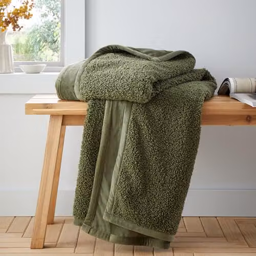 Catherine Lansfield So Soft Velvet Boucle Throw, Green, W/D/H: 130 x 170 cm – 1