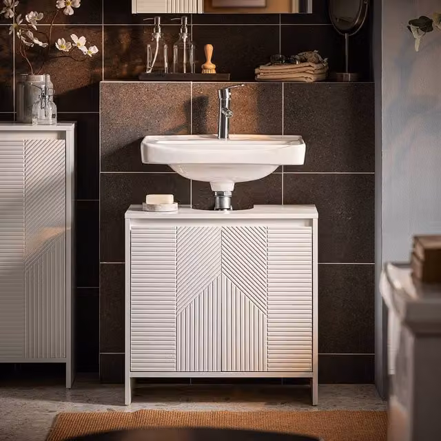 SoBuy Modern White Under Sink Bathroom Cabinet with Hinged Doors and Internal Shelves