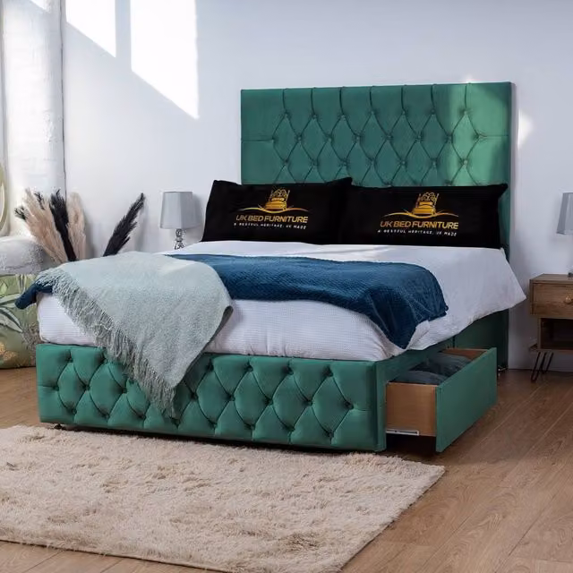 UK Bed Furniture Monaco Divan Bed with 4 Drawers and 26 Inch Headboard in Green Velvet, Small Double, W/D/H: 120 x 200 cm