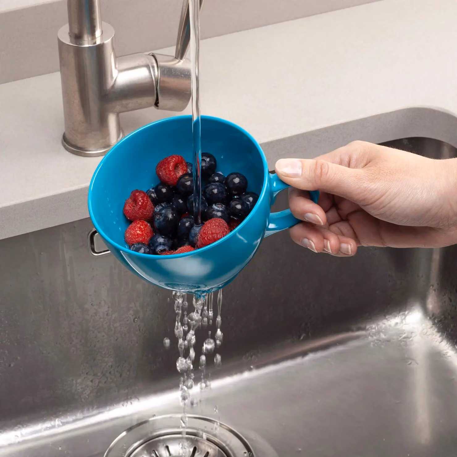 Zeal Keep It Handy Berry Colander, 10 cm, Turquoise Blue Melamine – 2