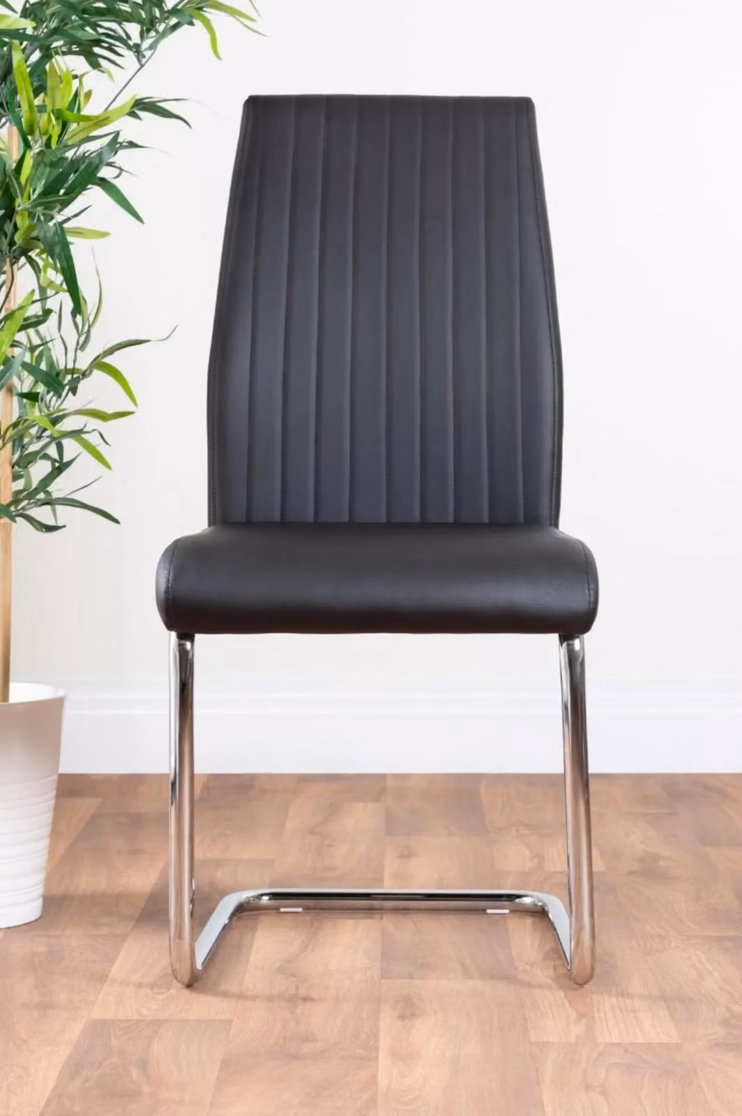 FurnitureboxUK Kylo Large Brown Wood Effect Dining Table and 6 Black Lorenzo Faux Leather Chairs – 5