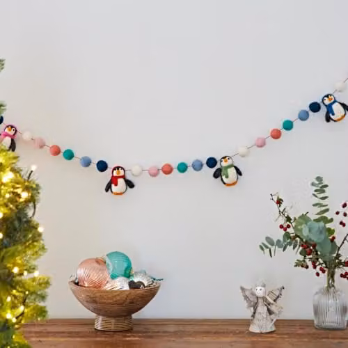Paper High Multicolour Felt Penguin Garland with Pompoms for Christmas Decor – 3