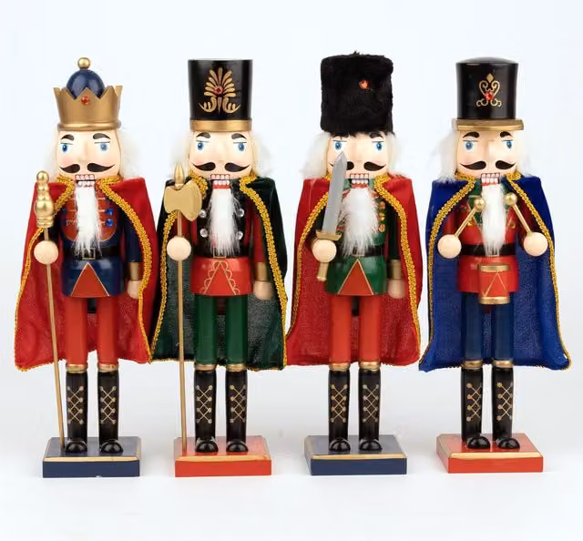 Shatchi Multicolour Wooden Nutcracker Figure Set of 4, Height: 38 cm