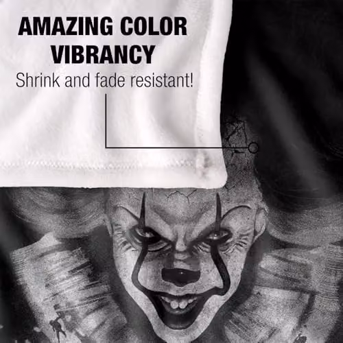 LOGOVISION It Chapter 2 Pennywise In The Dark Super Soft Silky Touch Fleece Throw Blanket, Multicolour, W/D/H: 91 x 147 cm – 3