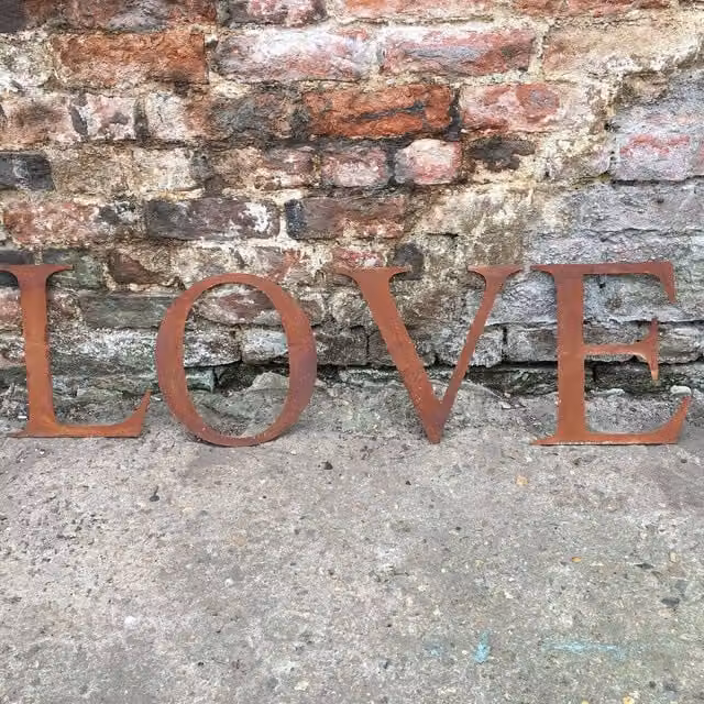 RW NORFOLK Rustic Brown Metal LOVE Word Tabletop Decoration for Christmas or Weddings, Height: 30.48 cm