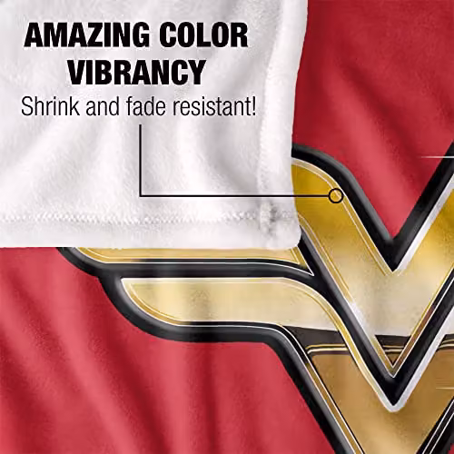 LOGOVISION Justice League Wonder Woman White and Gold Super Soft Microfibre Fleece Throw Blanket W/D/H: 152 x 127 cm – 3